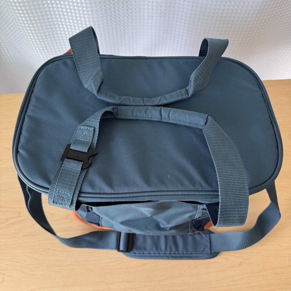 CleverMade Pacifica Collapsible Soft Cooler Bag Ocean Cognac 15 x 10 x 11 - Picture 5 of 9